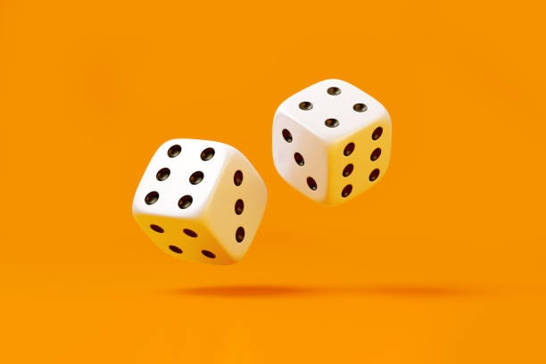 vipbola mobile app interface showing live dealer table on Android and iOS phones